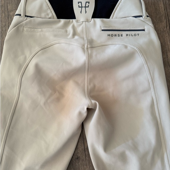 Horse Pilot Breeches - Picture 3 of 7